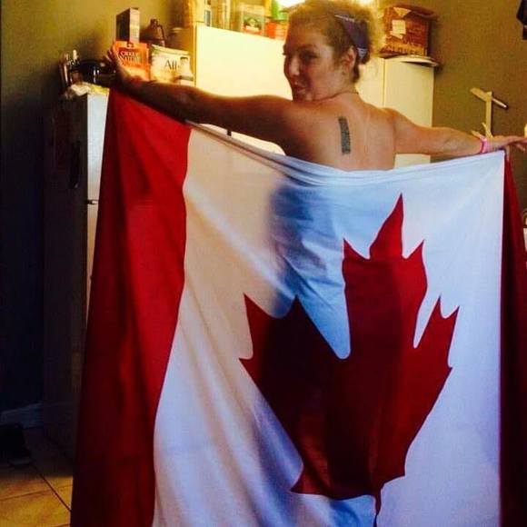 Meet your Posher, Stephanie - Picture 1 of 1